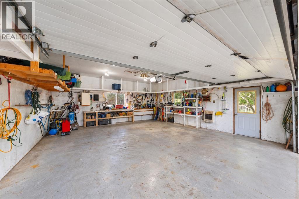 494 HURON STREET