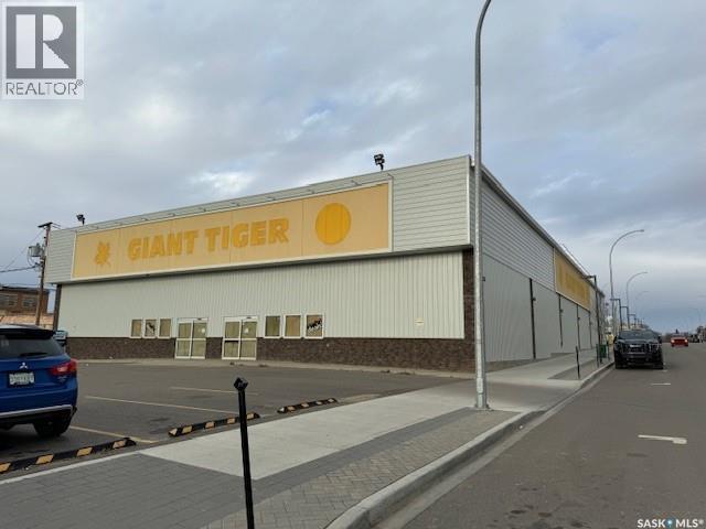 1121 102ND STREET, NORTH BATTLEFORD, SK S9A 1Y9 - Image 4236062564.jpeg?d=l