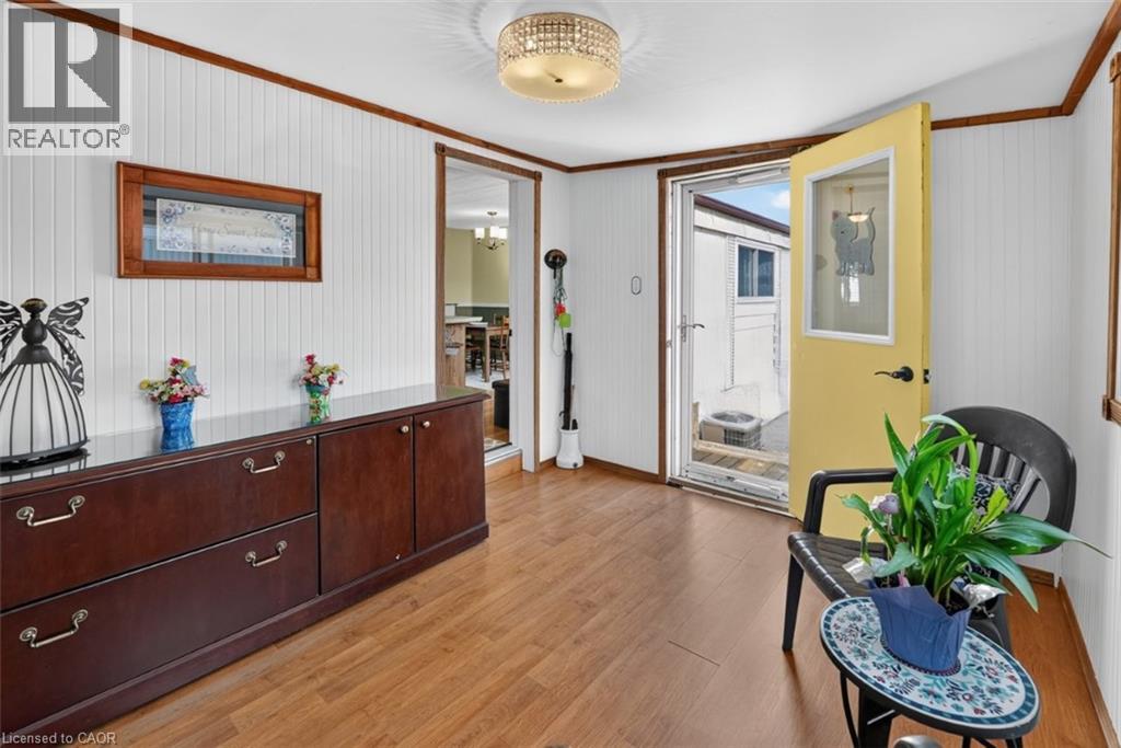 4586 MARY Lane