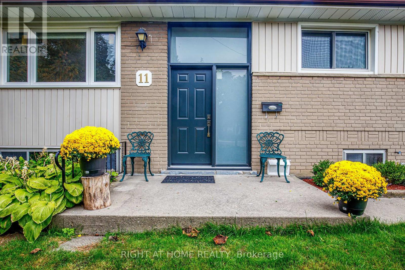 11 FAREHAM CRESCENT