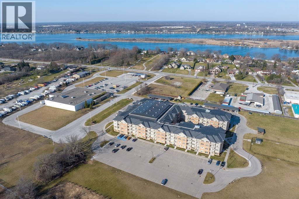 180 Bunker AVENUE Unit# 1BR