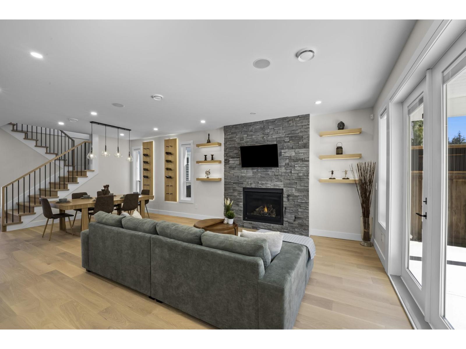 862 WILLOW PLACE, Harrison Hot Springs