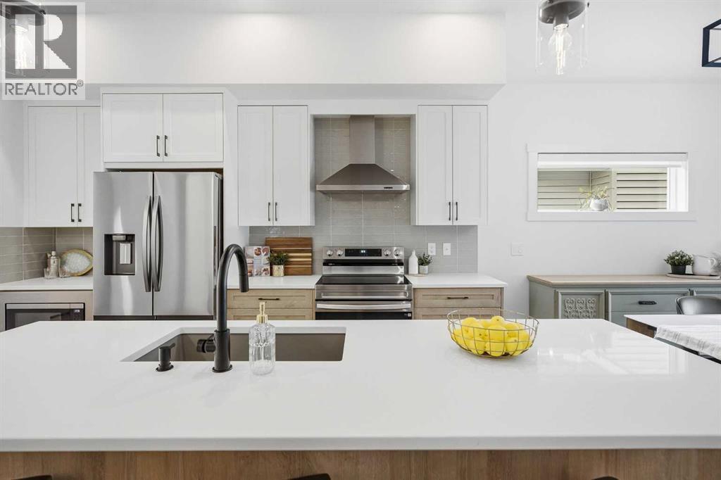 13 Bayview Mews SW