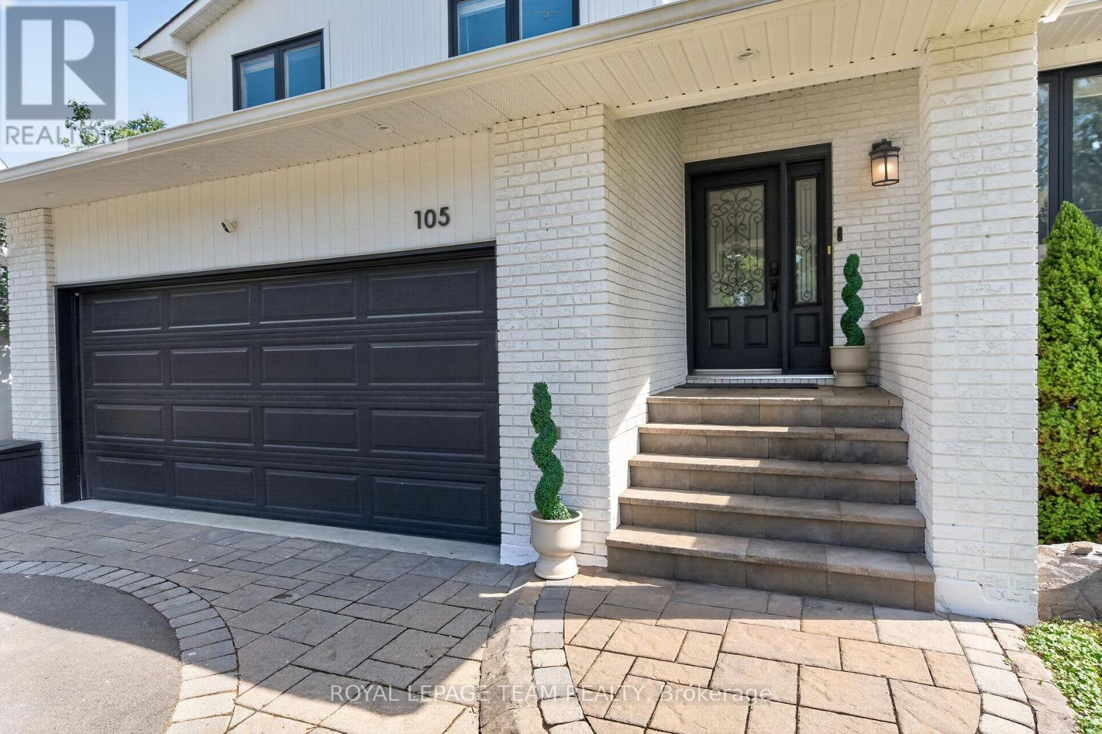 105 BRAE CRESCENT