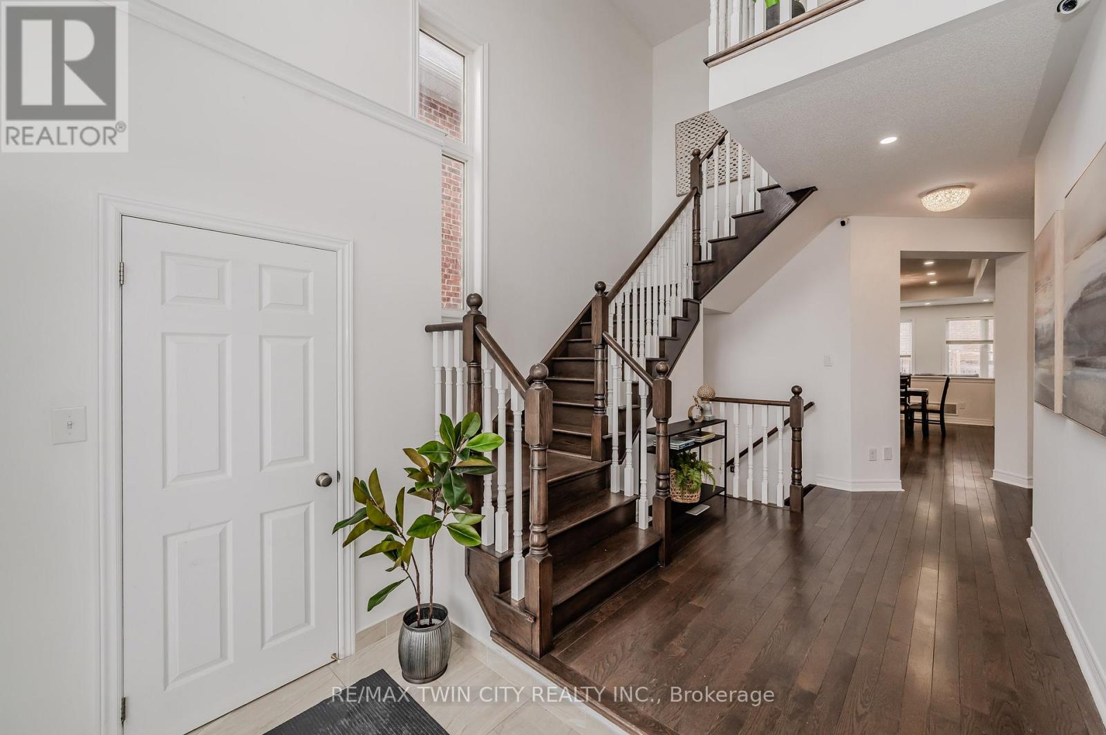 BASEMENT - 498 THOMAS SLEE DRIVE