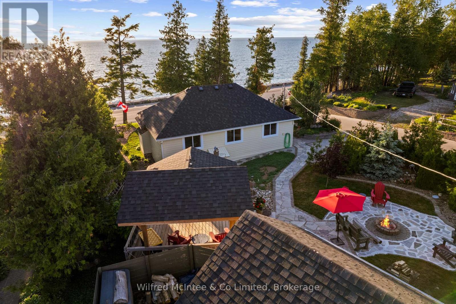 43 FENTON DRIVE