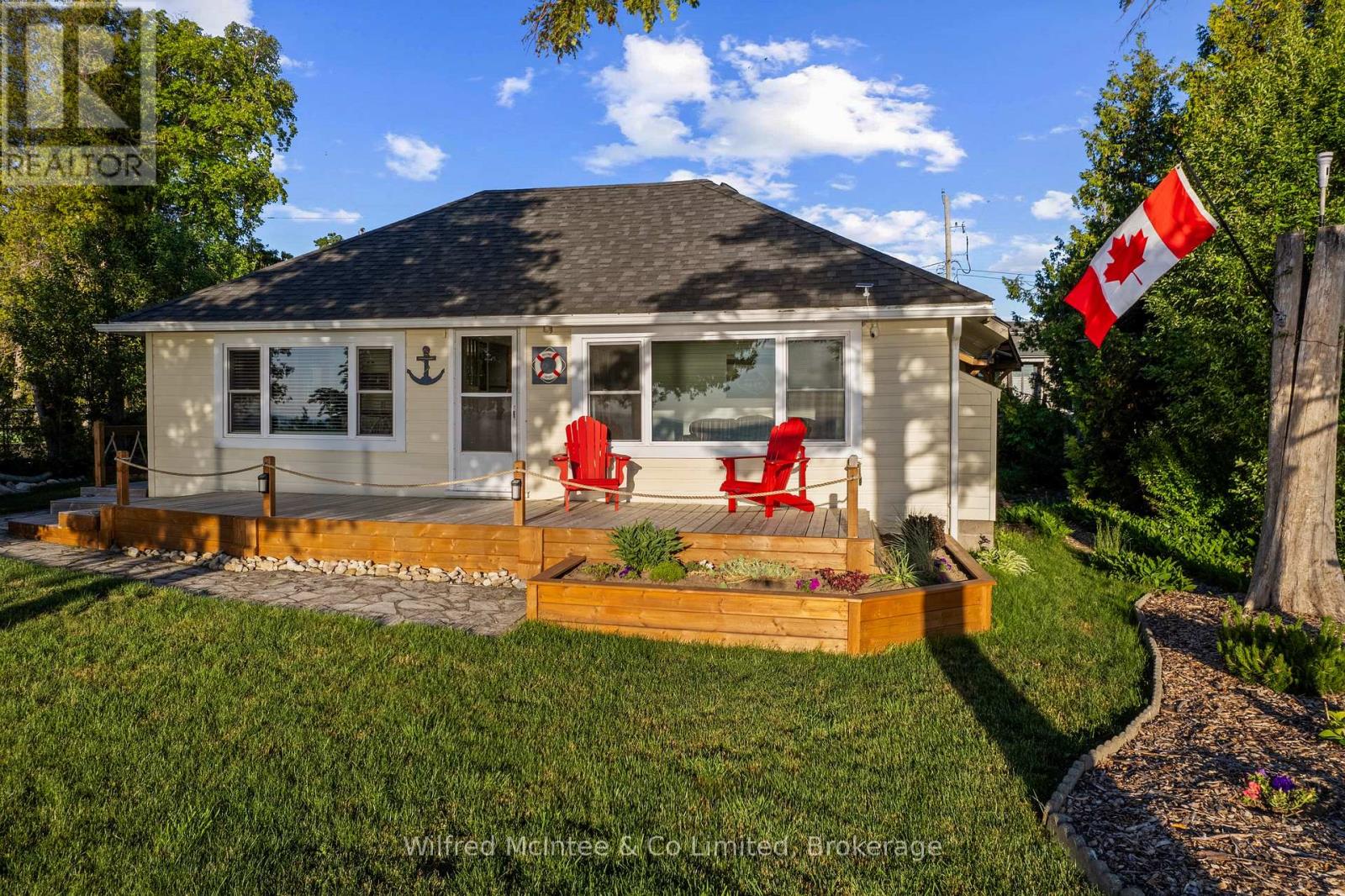 43 FENTON DRIVE