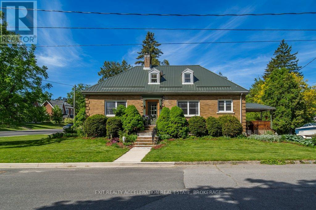 106 DONALD STREET