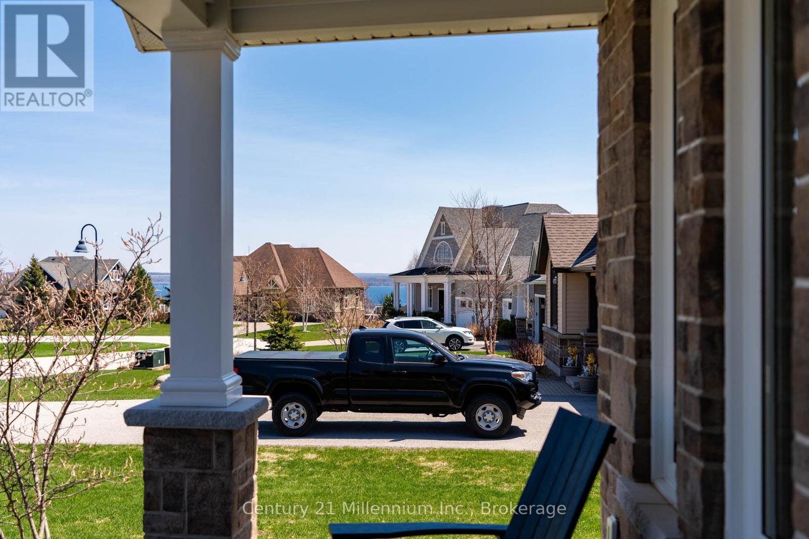 401 ALGOMA CRESCENT