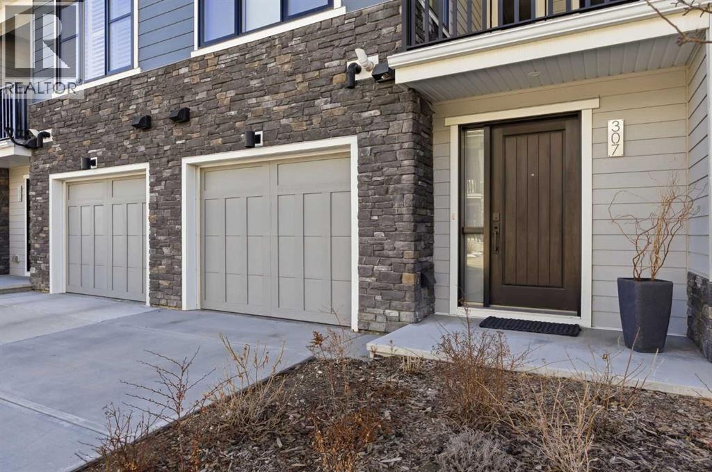 307 Crestridge Common SW