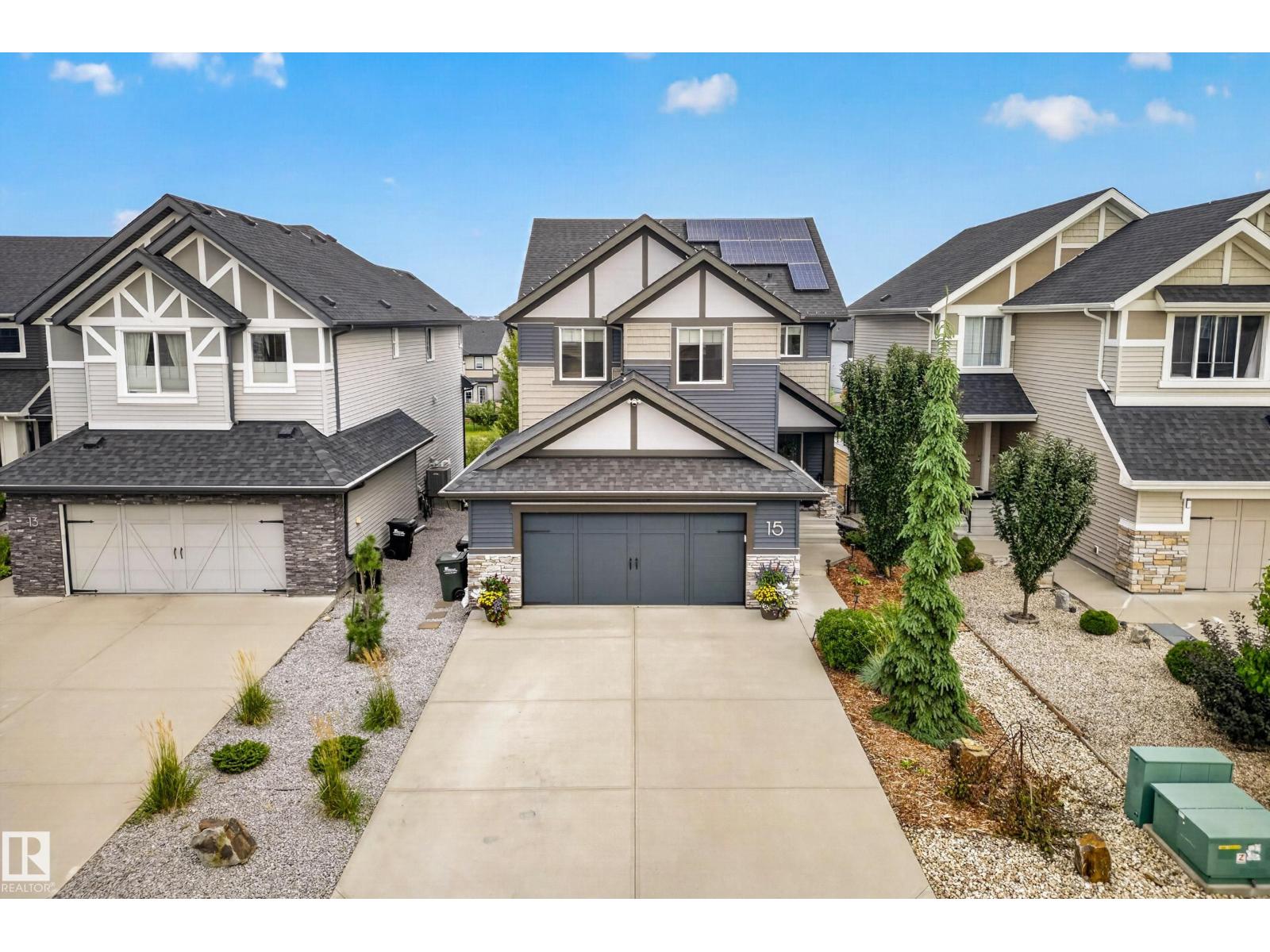 15 ALTADENA PT NW