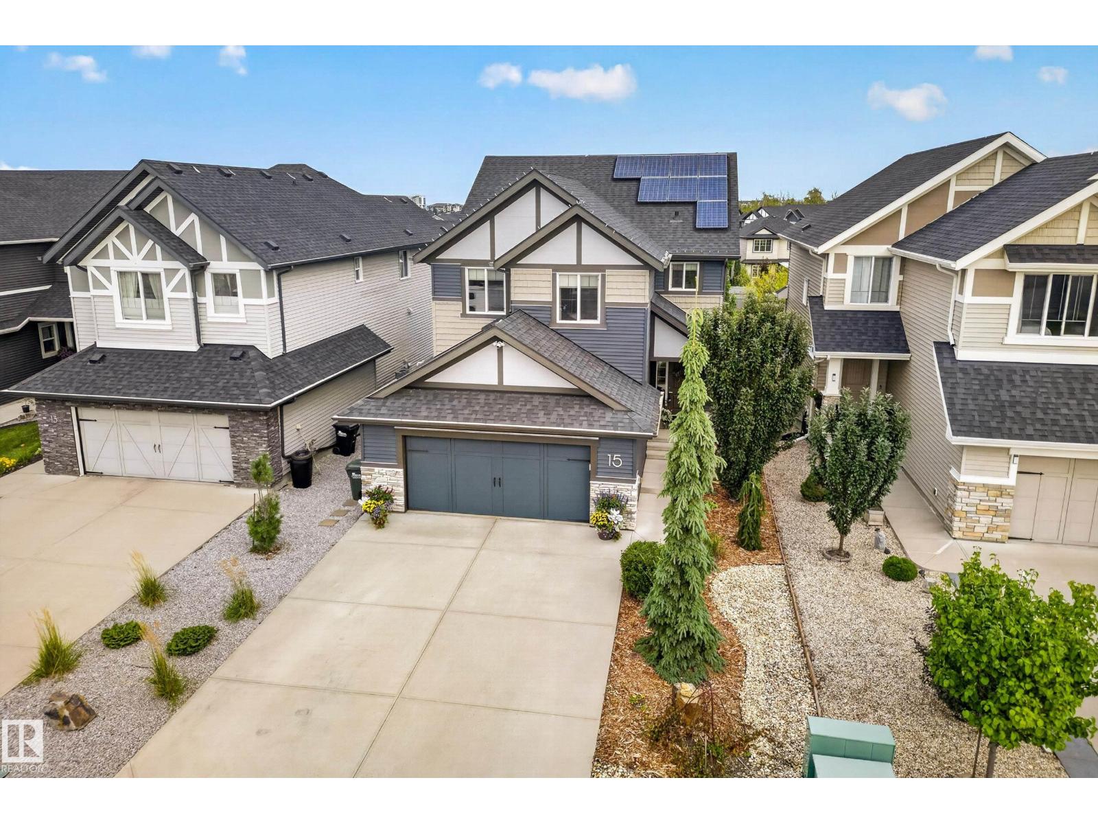 15 ALTADENA PT NW