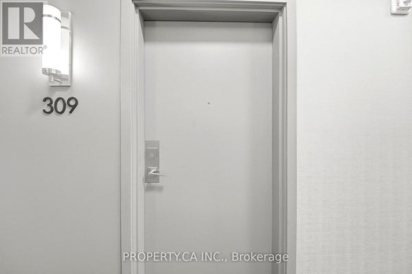 309 - 120 Canon Jackson Dr, Toronto (Beechborough-Greenbrook), ON 5