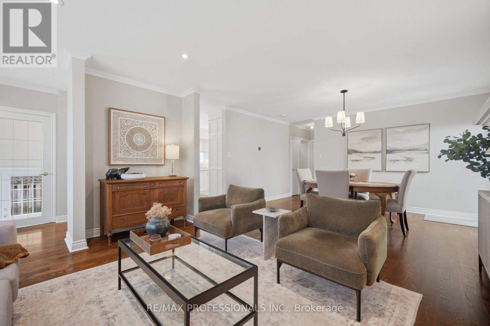 8 BEAVERBROOK AVENUE