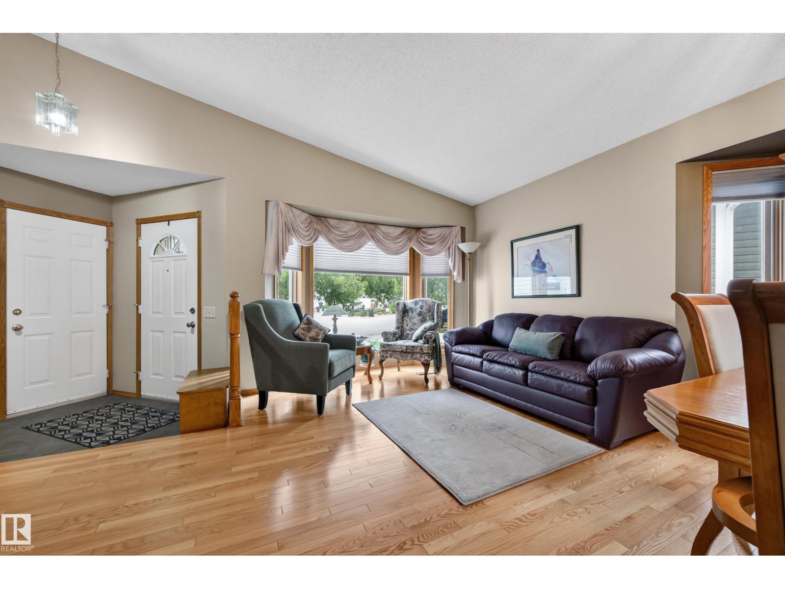 413 Davenport PL