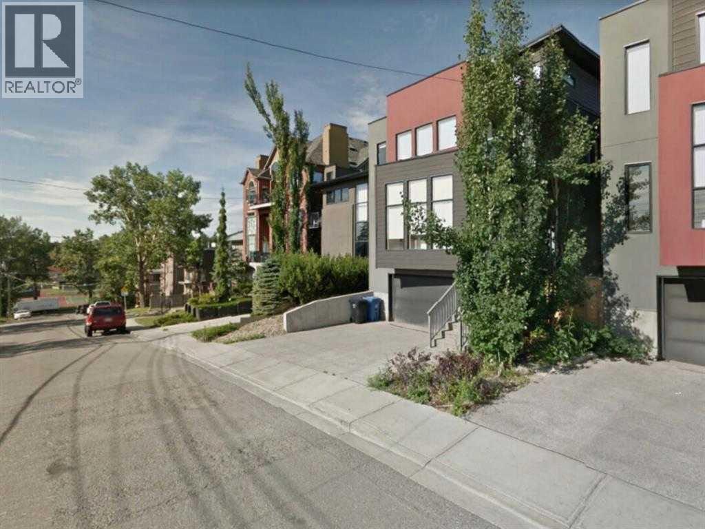 2310 17 Street SW
