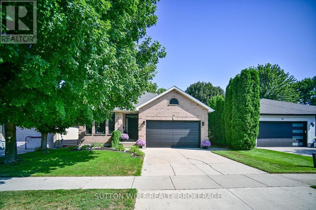 95 MIDDLESEX DRIVE, STRATHROY-CARADOC (NE), ON N7G 4G5 - Image 2207717669.jpeg?d=l