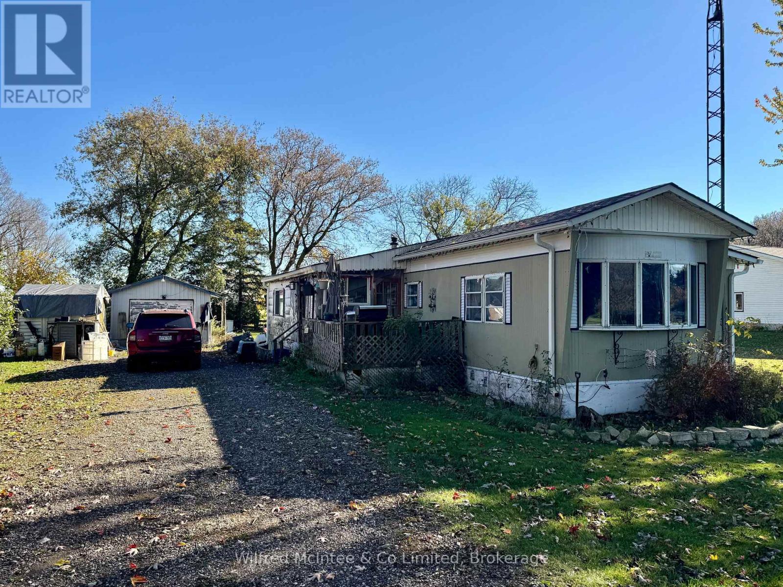 312 BRUCE ROAD 15 ROAD