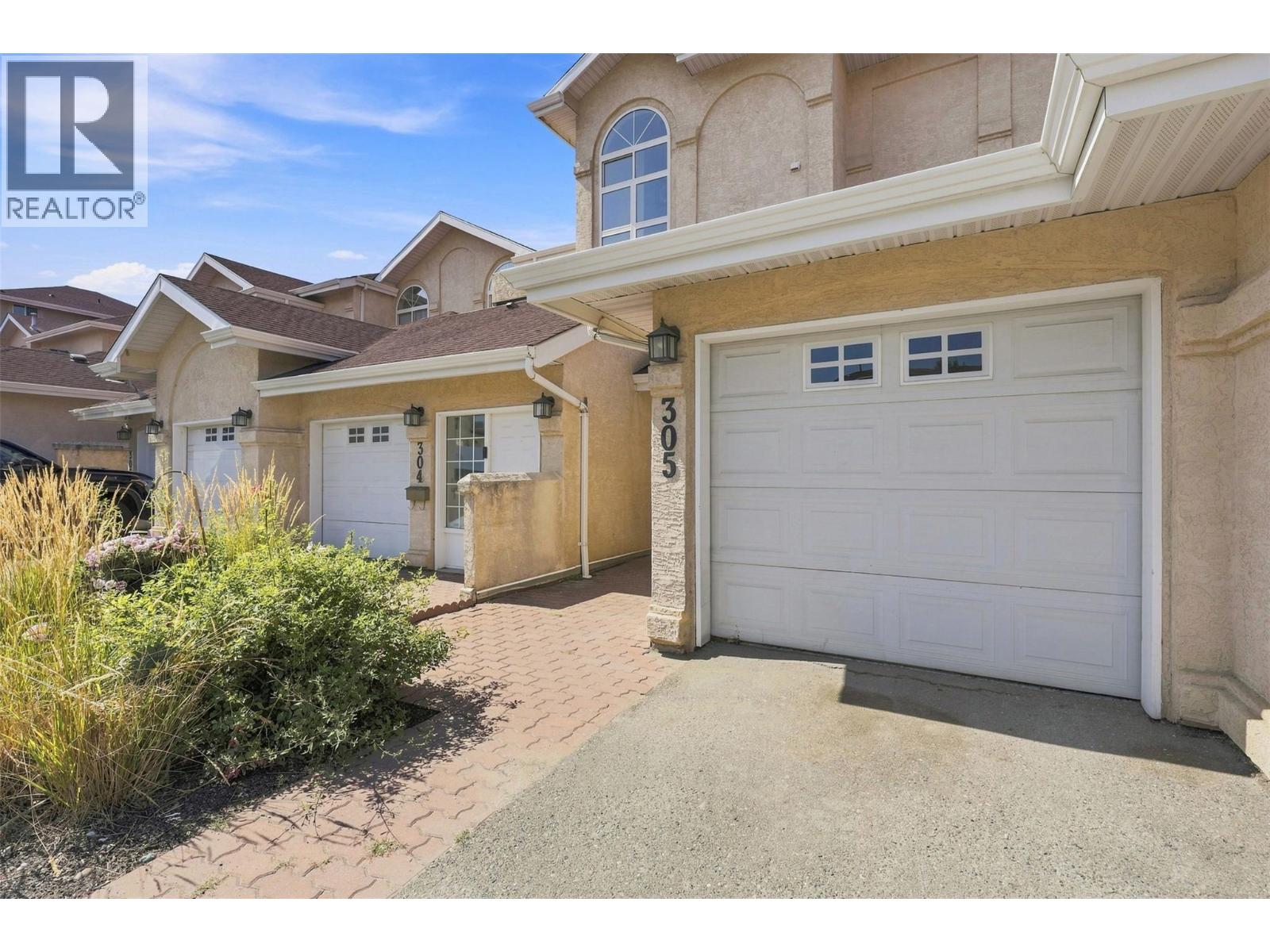 15 HUDSONS BAY Trail Unit# 305