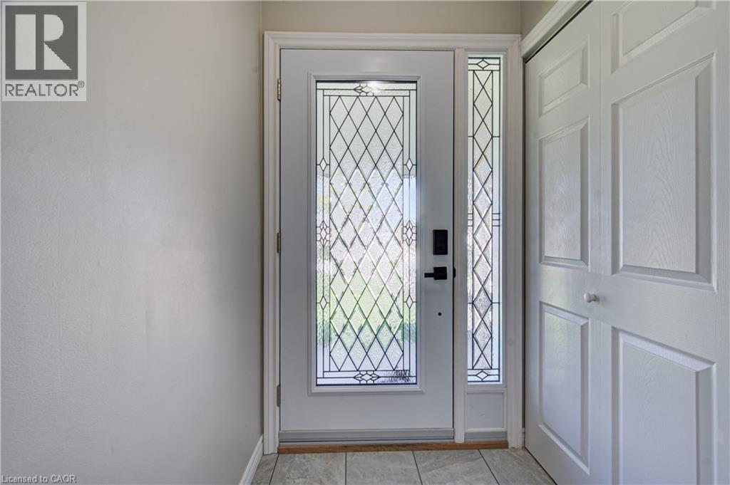 221 DEVON Street