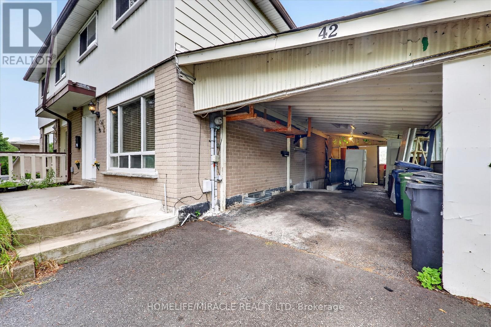 42 NAHANNI TERRACE