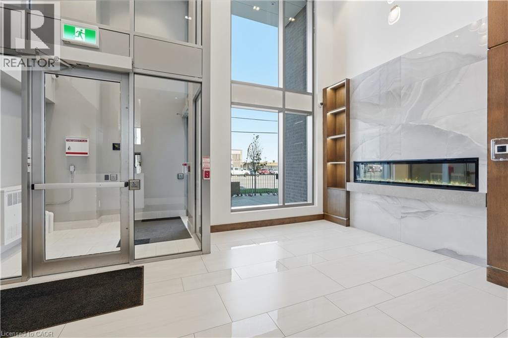2782 BARTON Street E Unit# 302