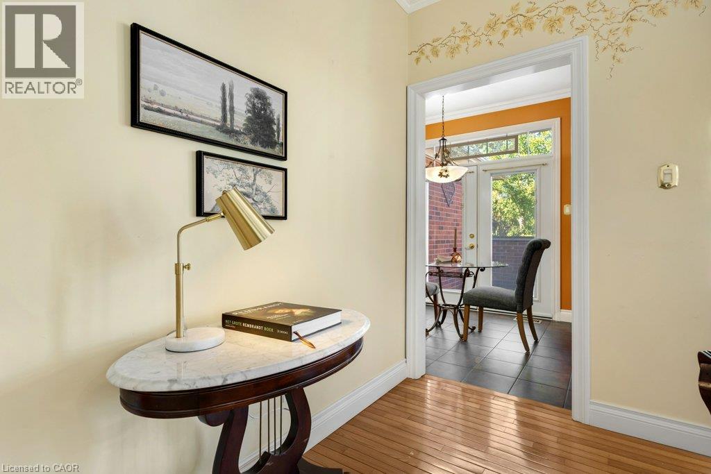 375 N GEORGE Street N Unit# 1