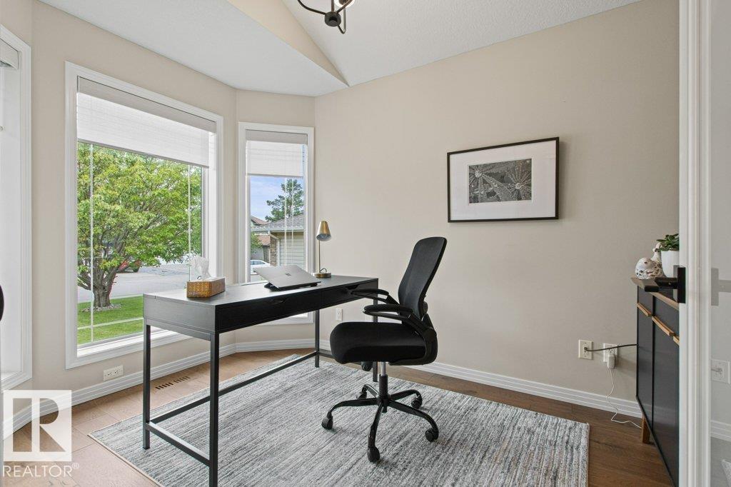 501 BYRNE CR SW