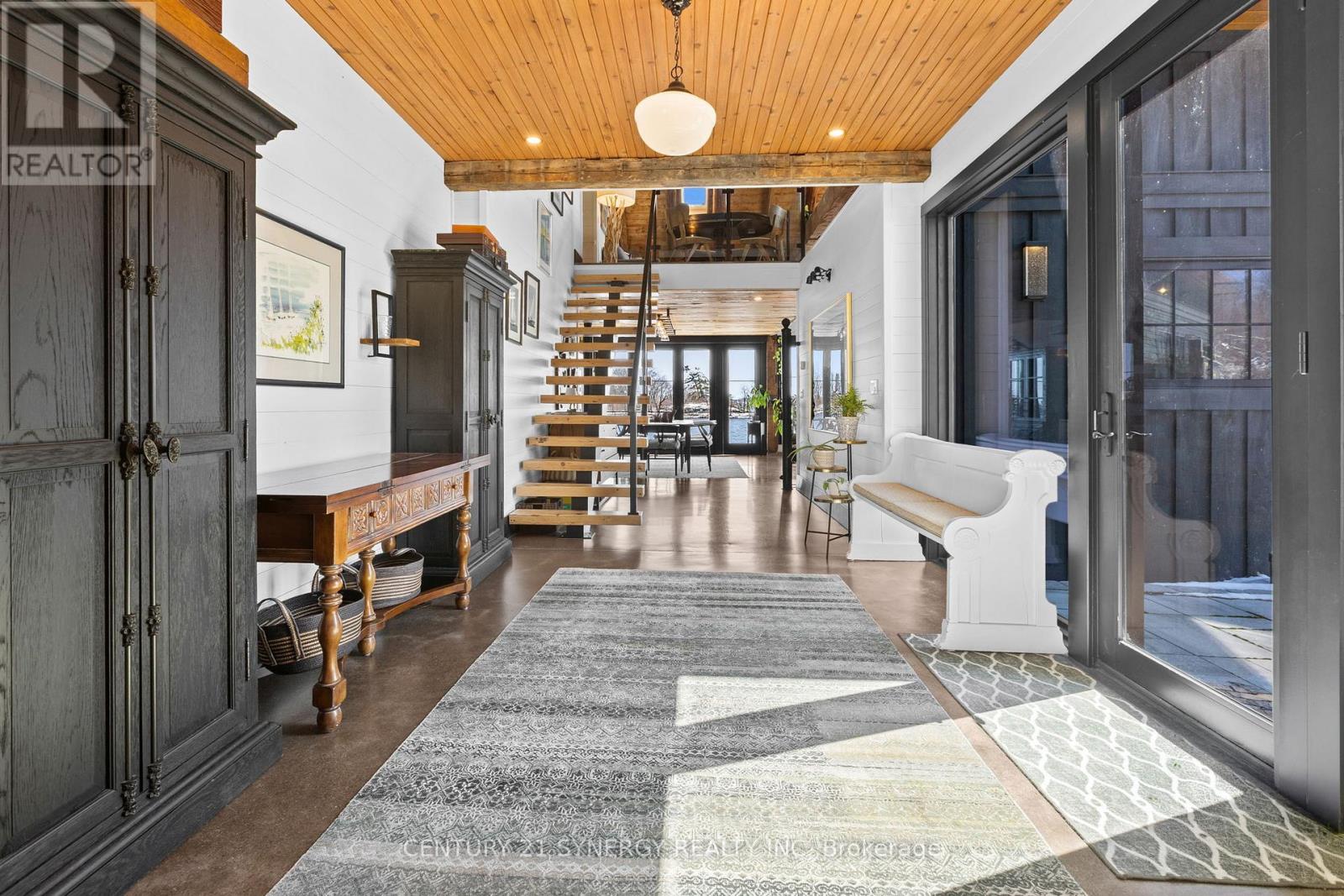 4/6 SIFTON ROAD