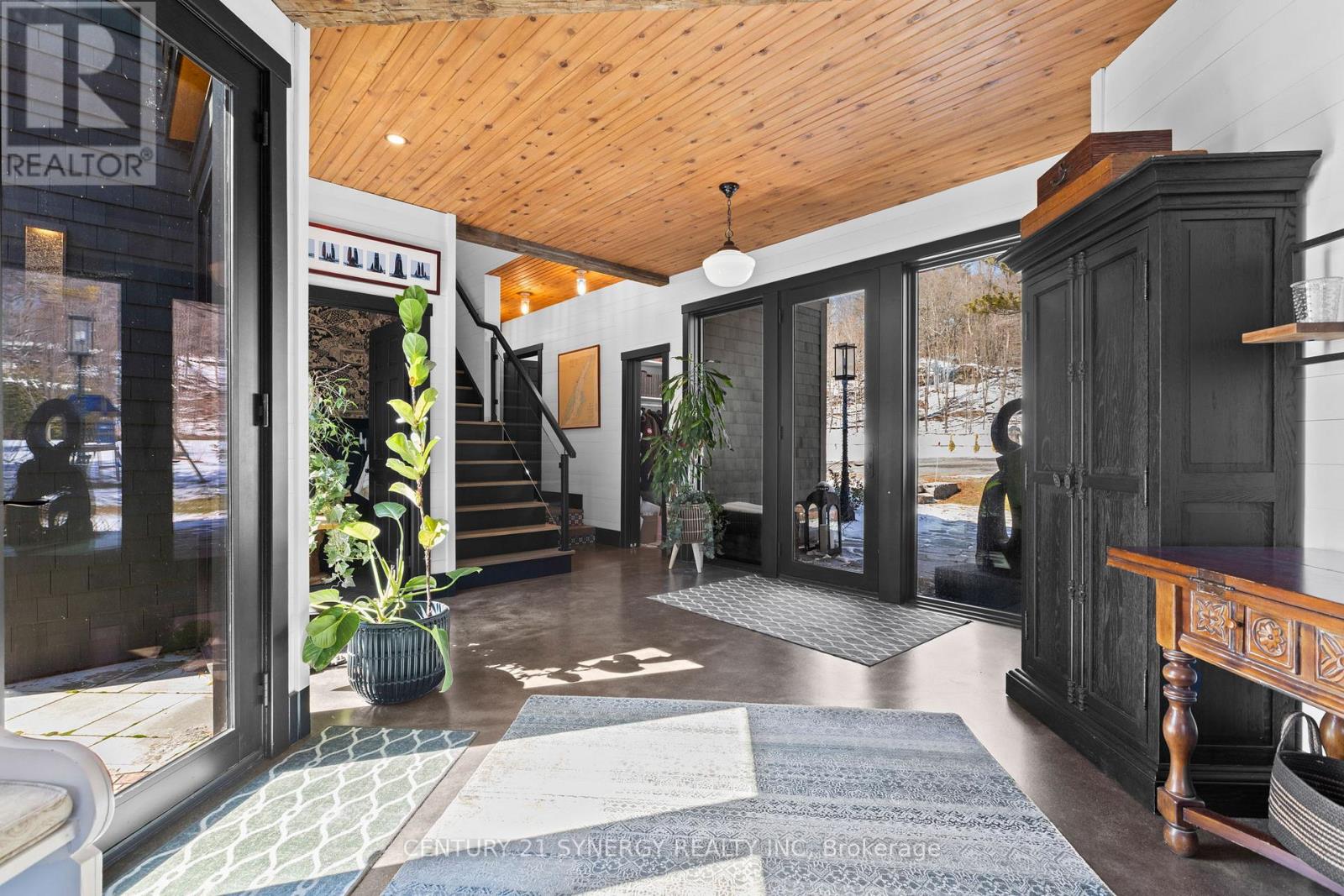 4/6 SIFTON ROAD