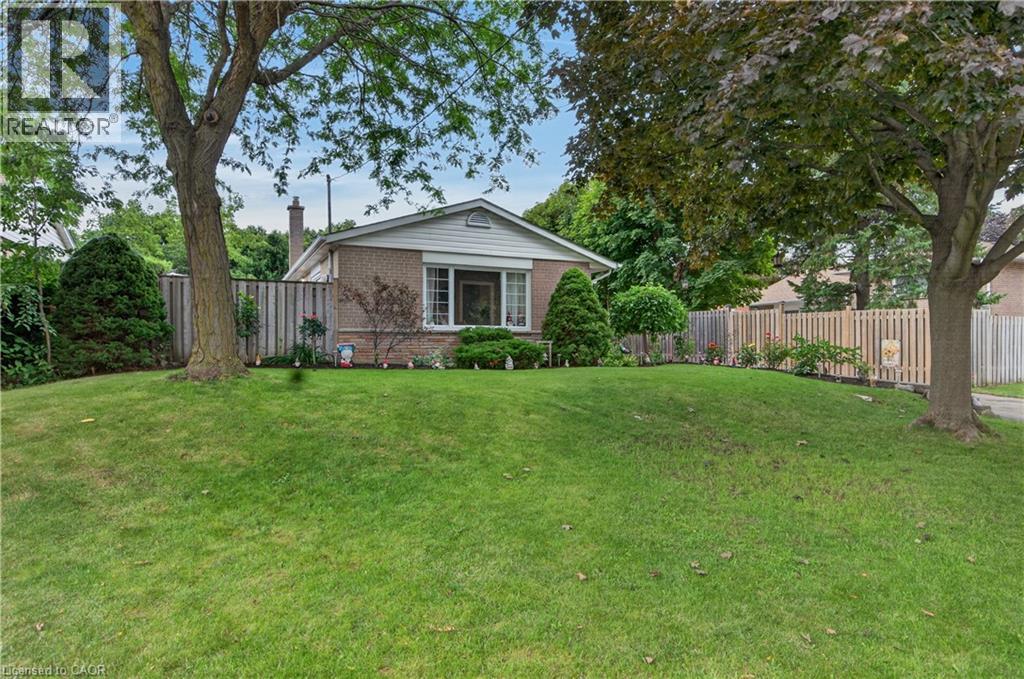3 CUMBRIAN COURT, BRAMPTON, ON L6X 2J7 - Image 2495592723.jpeg?d=l