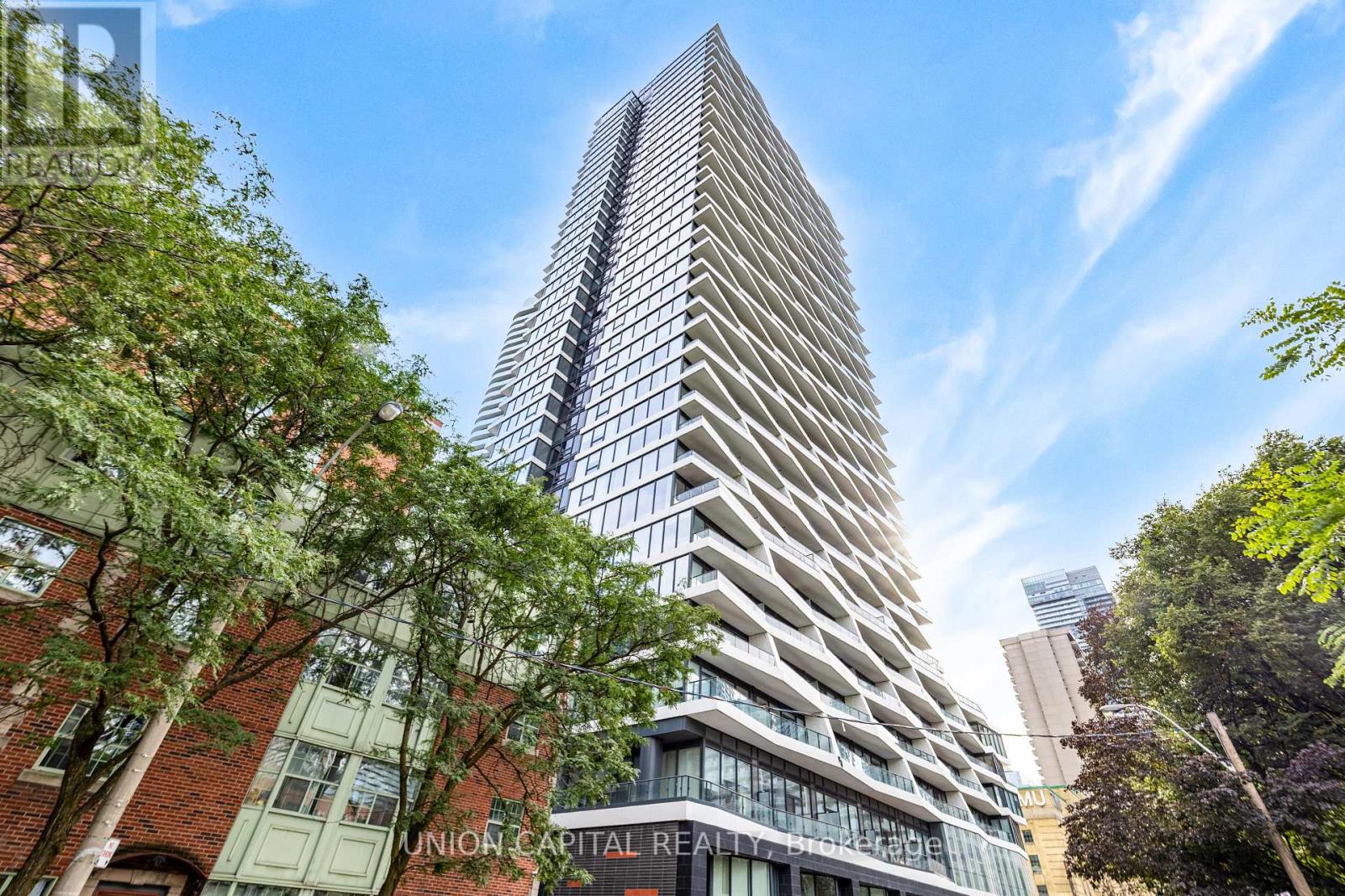 PH01 - 85 WOOD STREET