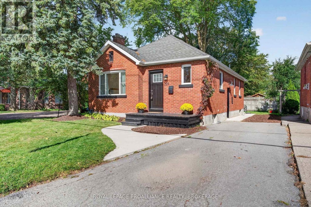 229 PARK STREET, KINGSTON (CENTRAL CITY EAST), ON K7L 1K4 - Image 900456809.jpeg?d=l