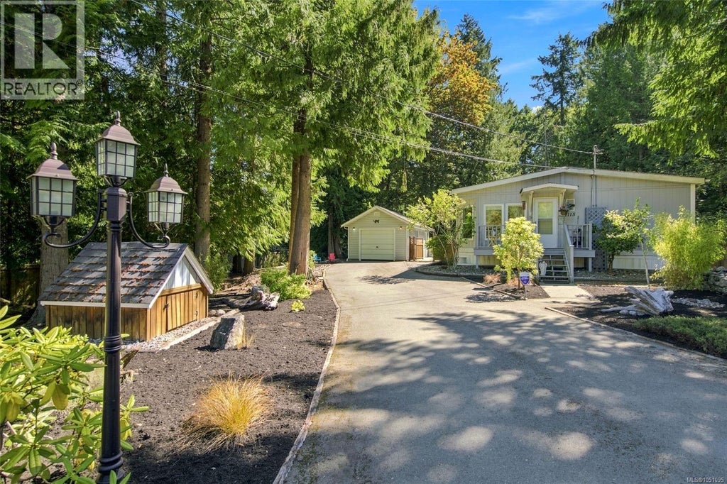 1115 SYMONS CRESCENT, QUALICUM BEACH, BC V9K 1M8 - Image 2646794177.jpeg?d=l
