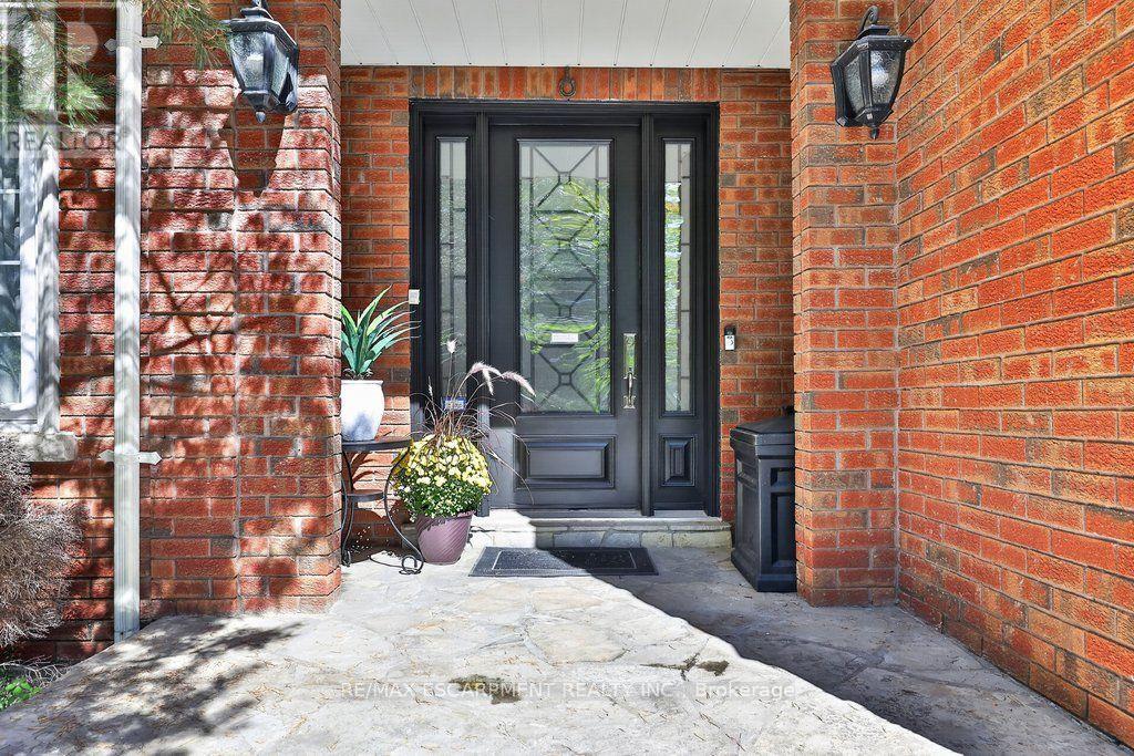 5097 ELDERVIEW COURT