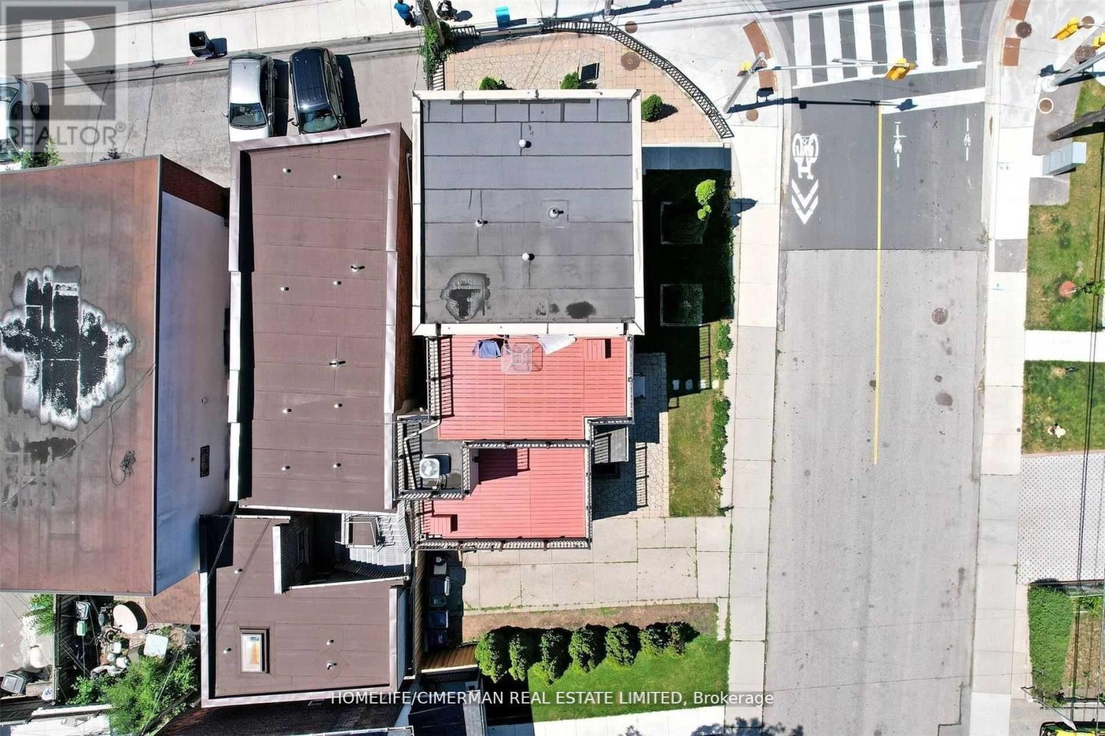 61 SCARLETT ROAD