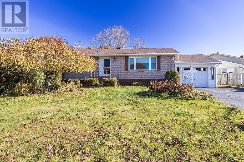 24 Chartwell DR