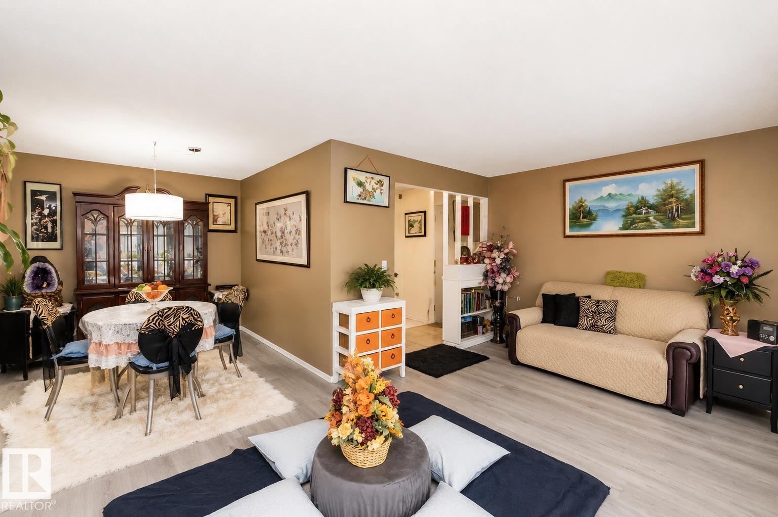 11539 40 AV NW