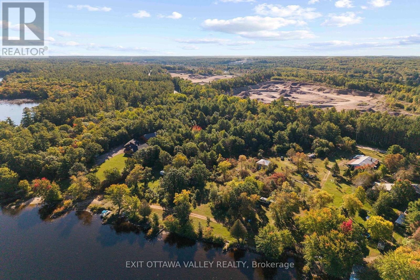 1060B RANTZ ROAD - Photo 4