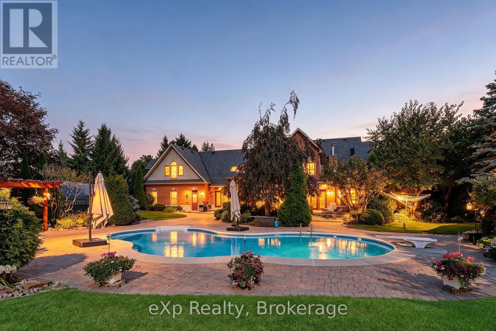 7860 CEDARBROOK TRAIL