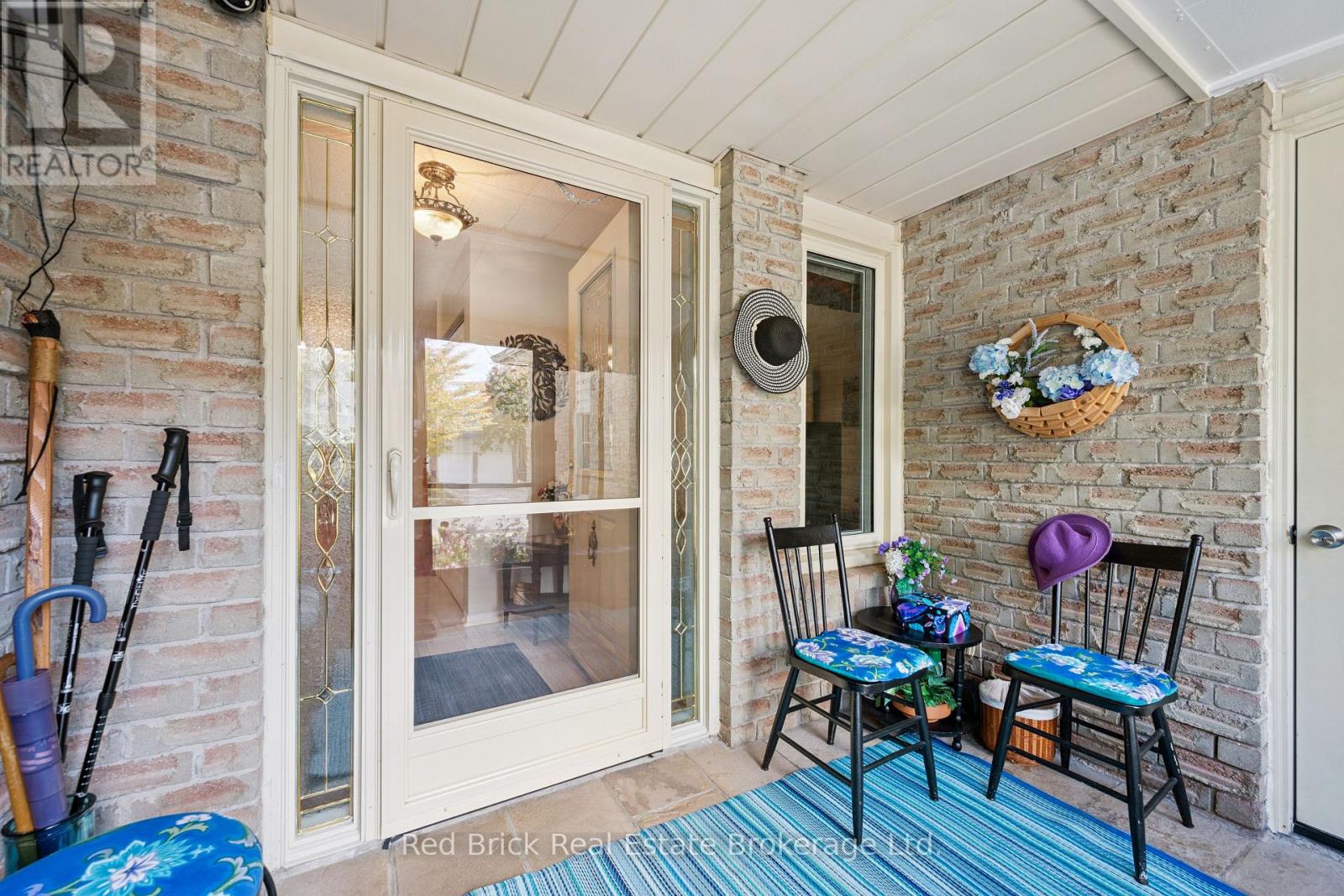 744 WOODHILL DRIVE