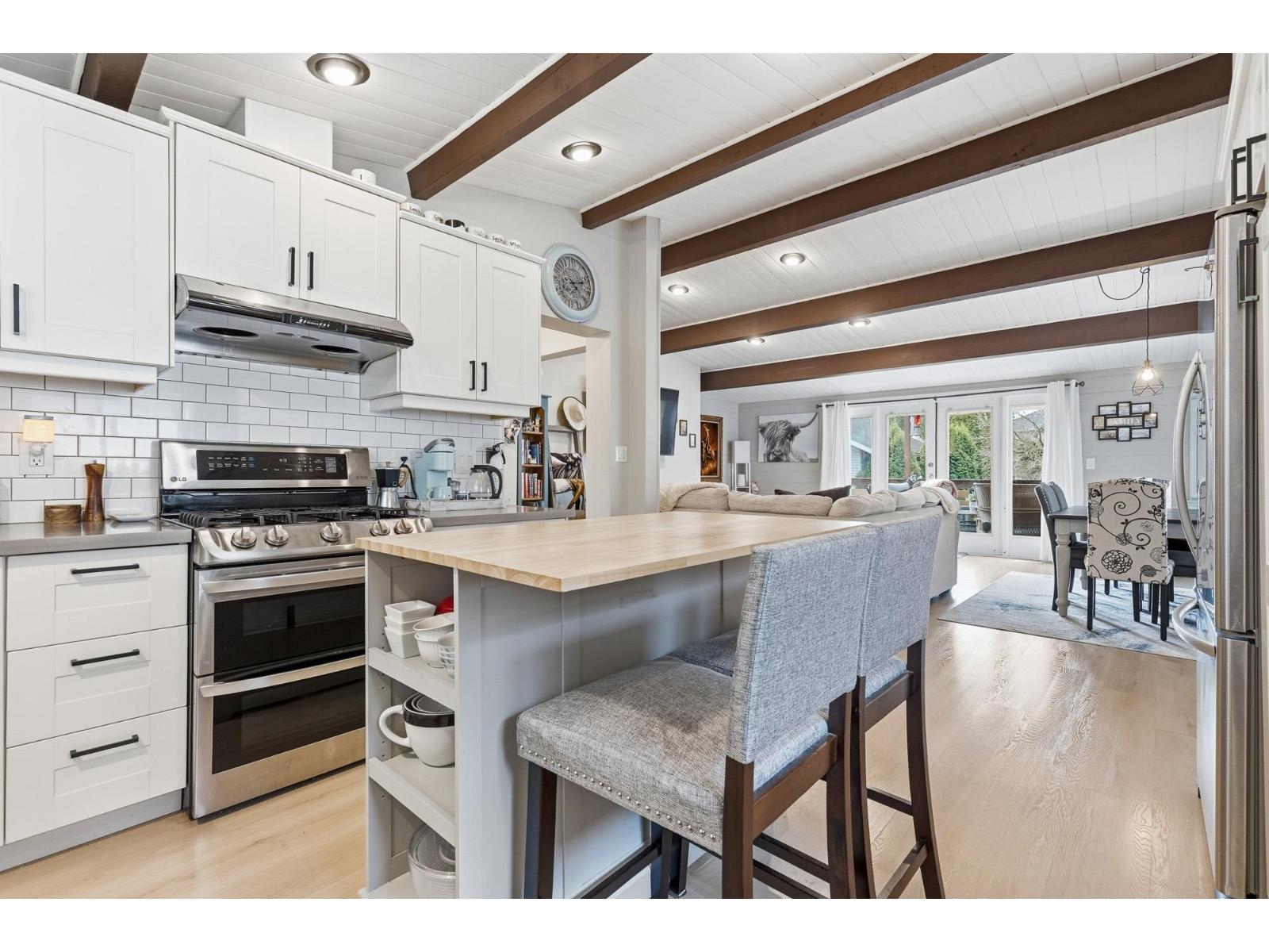 5565 PEACH ROAD, Sardis South