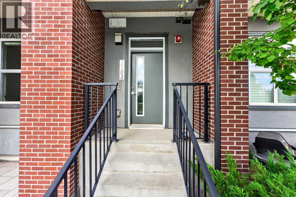 2102, 95 Burma Star Road SW
