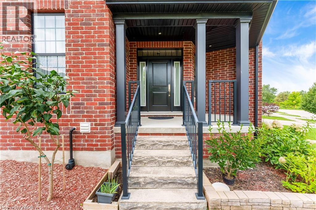 14 MARIANNE DORN Trail