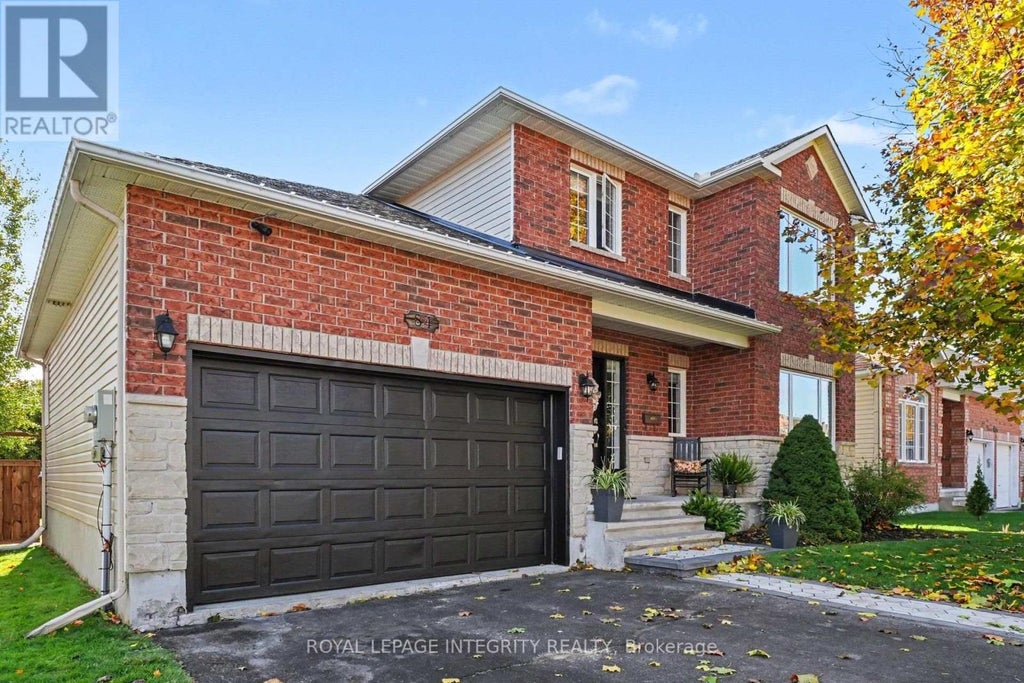 84 LAMADELEINE BOULEVARD, RUSSELL, ON K0A 1W1 - Image 843405739.jpeg?d=l