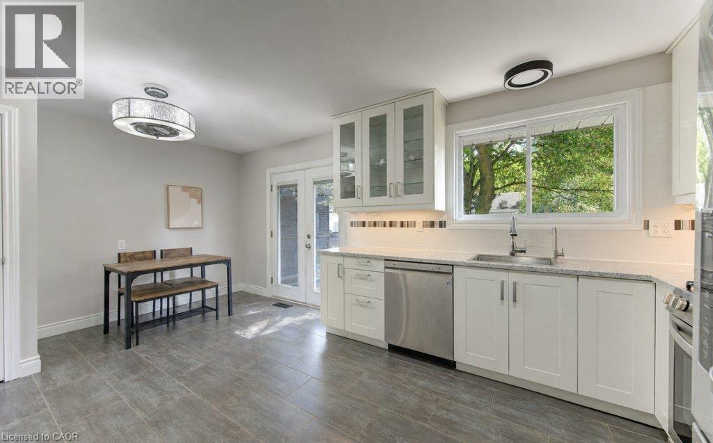 206 FORESTWOOD Drive