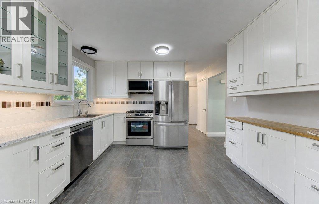 206 FORESTWOOD Drive