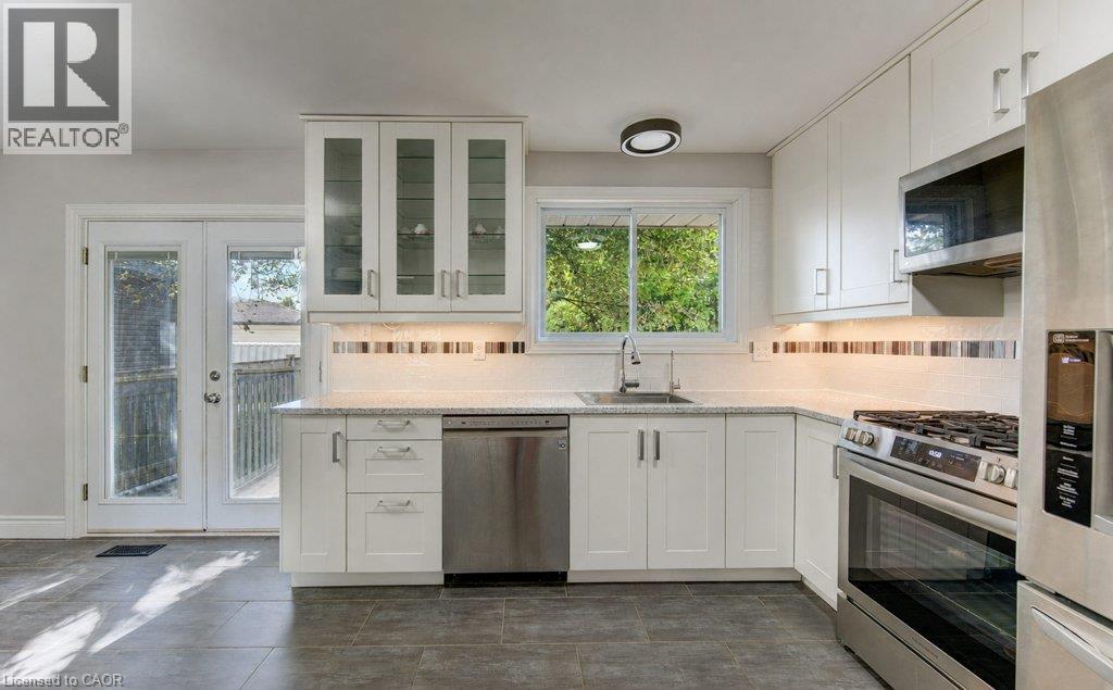 206 FORESTWOOD Drive