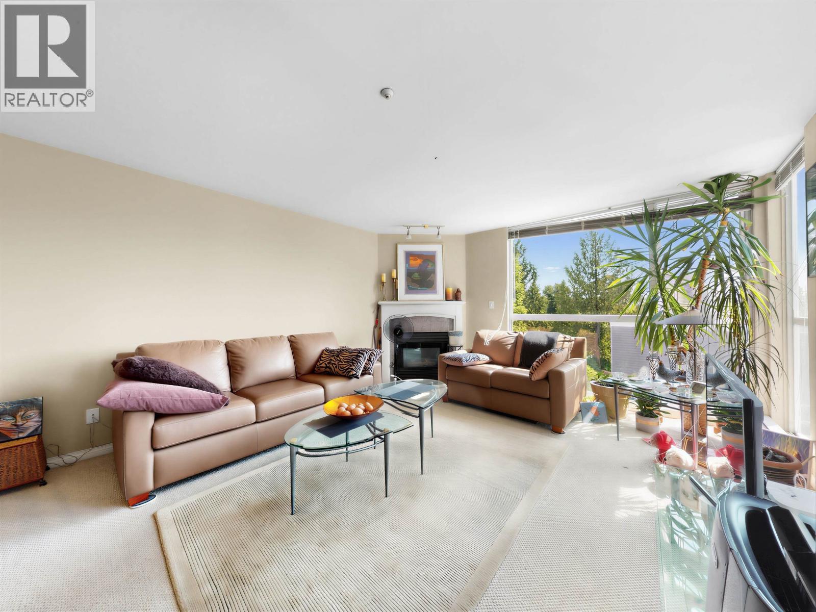 312 8450 JELLICOE STREET