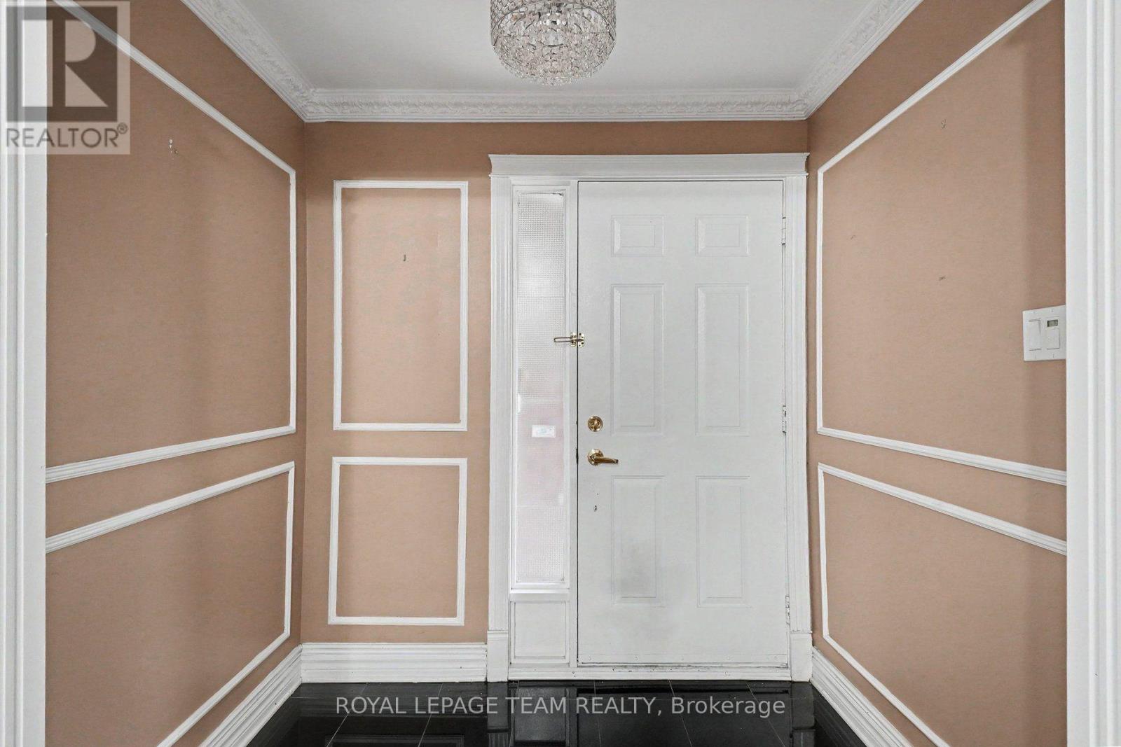 160 SAI CRESCENT